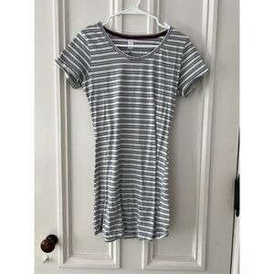 Jockey cream maroon and real striped t-shirt nightgown M